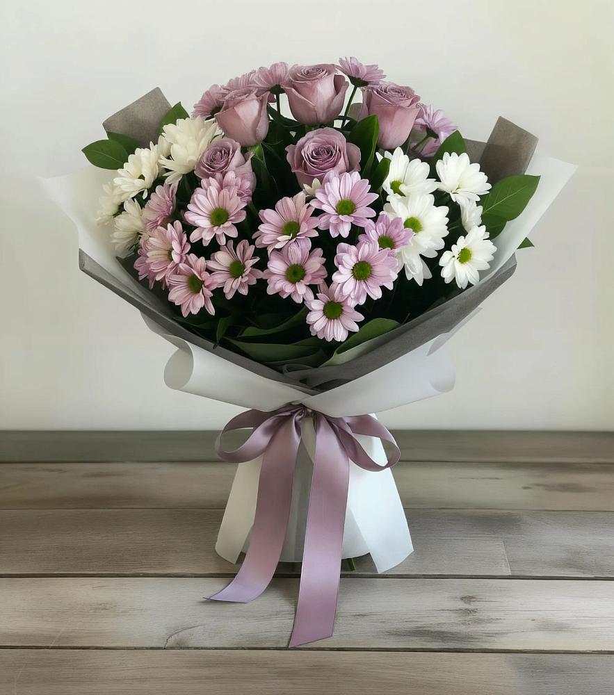 Букет цветов из: Хризантемы и Розы в Уренгое