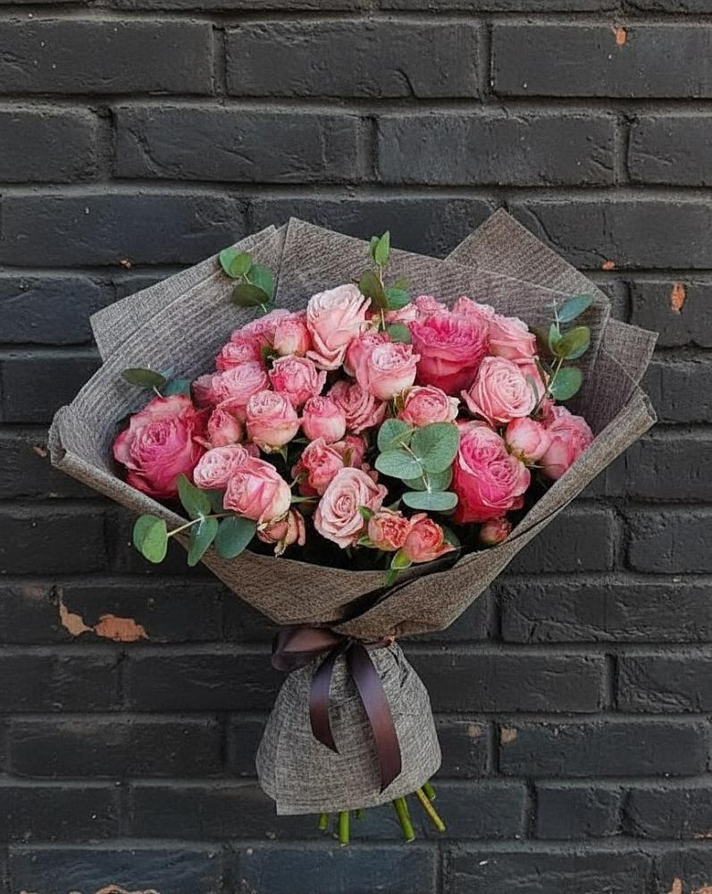 Букет цветов из: Розы в Уренгое