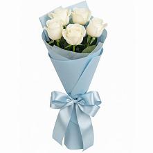 Букет 5 Белых роз Проуд в Уренгое