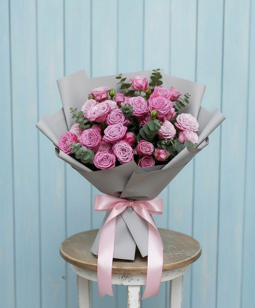 Букет цветов из: Розы в Уренгое