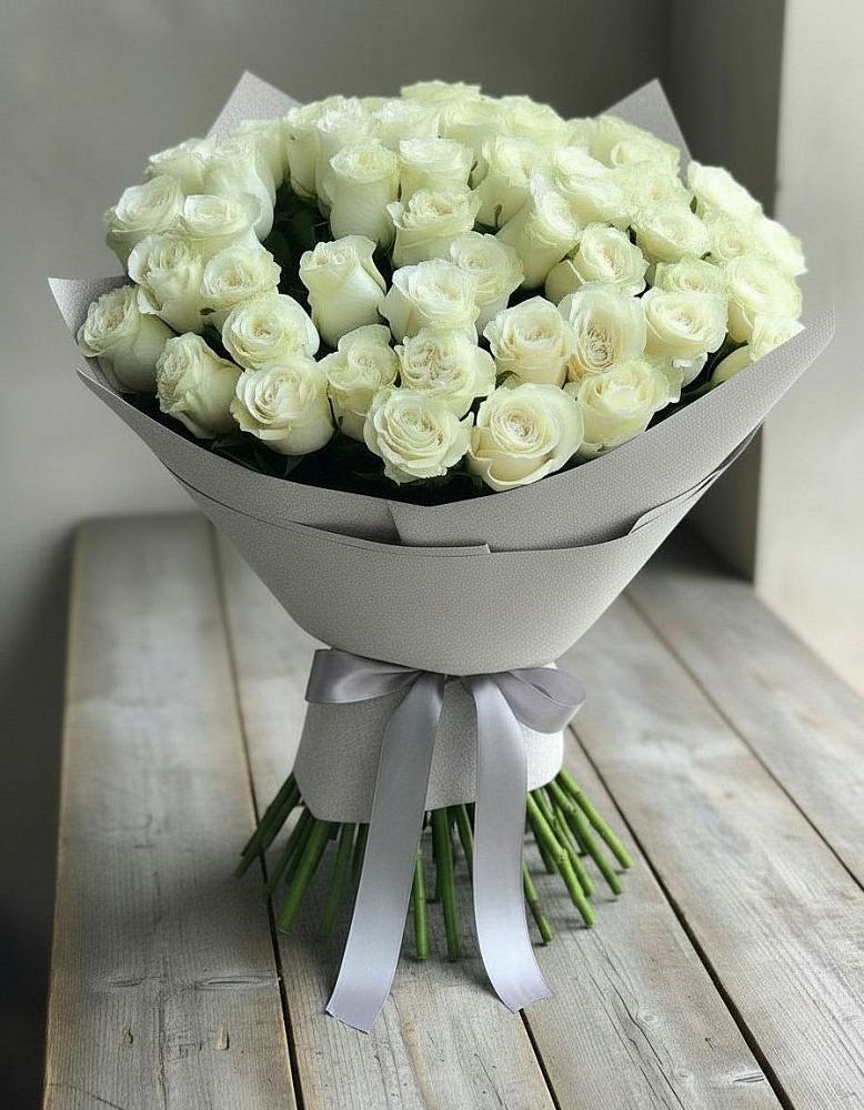 Букет 35 Белых роз в Уренгое