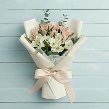 Букет цветов из:  Альстромерии в Уренгое