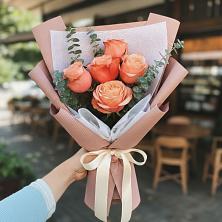 Букет цветов из:  Розы в Уренгое