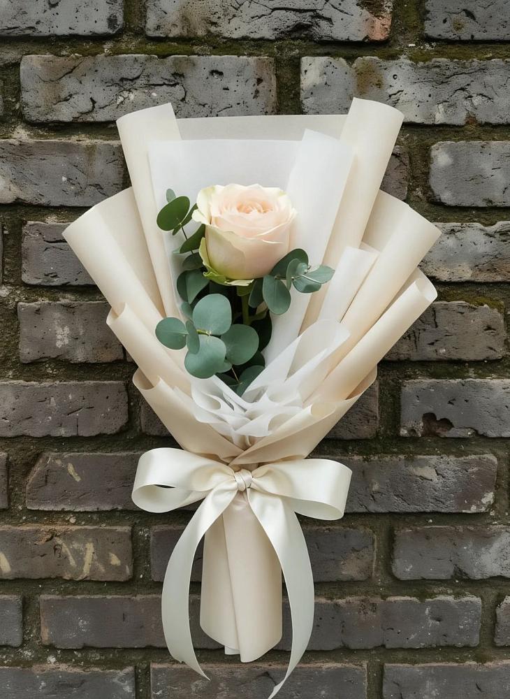 Букет цветов из: Розы в Уренгое