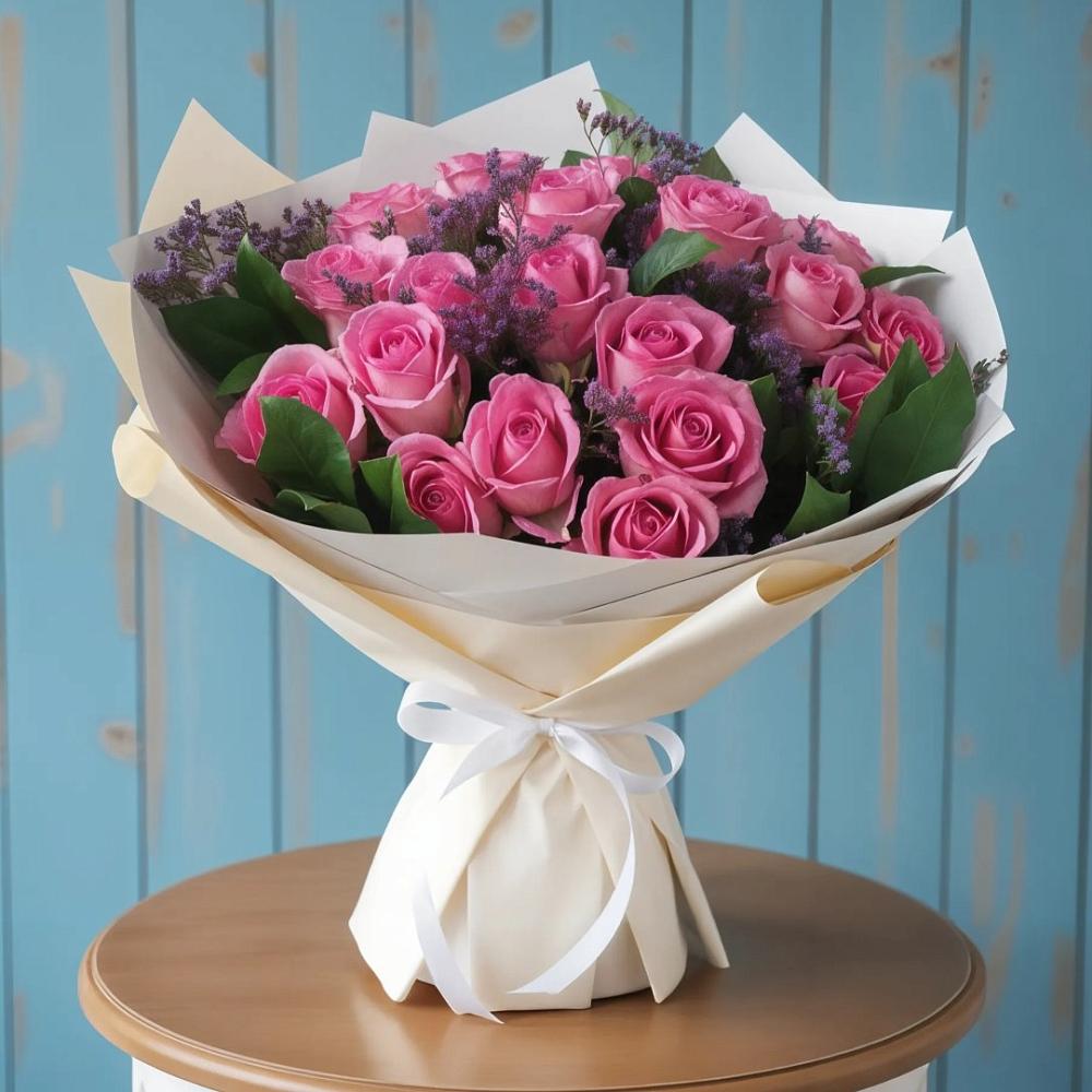 Букет цветов из: Розы в Уренгое