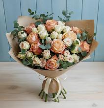 Букет цветов из:  Альстромерии и Розы в Уренгое