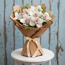 Букет цветов из:  Орхидеи и Розы в Уренгое