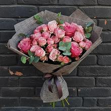 Букет цветов из:  Розы в Уренгое